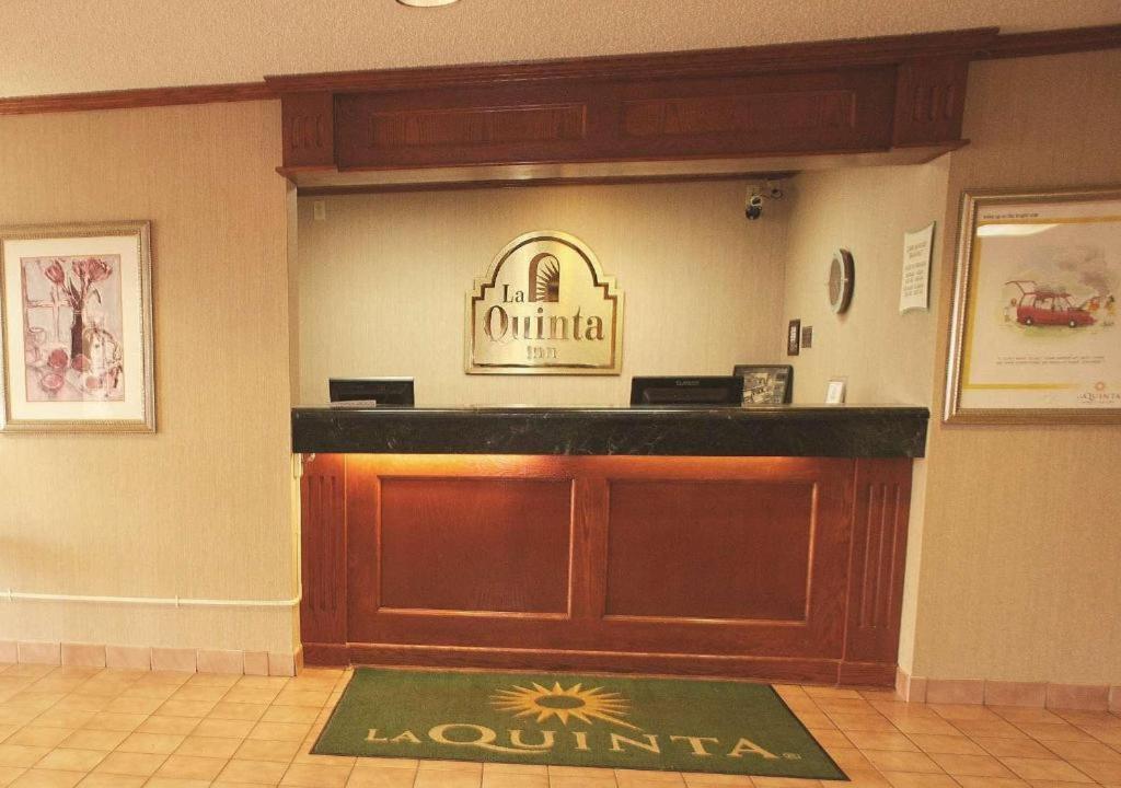 La Quinta Inn By Wyndham Detroit Саутгейт Екстер'єр фото